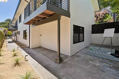 921 Underhills Rd, Oakland, CA 94610 - Photo 72
