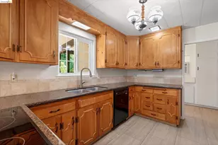 2148 Frederick St, Concord, CA 94520 - Photo 14