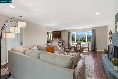 8019 Sterling Dr, Oakland, CA 94605 - Photo 8