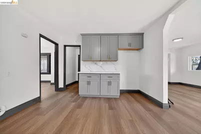 5533 Edgerly St, Oakland, CA 94621 - Photo 8