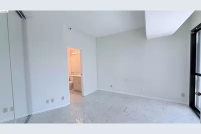 6363 Christie Ave #1501, Emeryville, CA 94608 - Photo 16