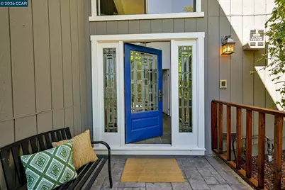 822 Regency Ct, Walnut Creek, CA 94597 - Photo 4
