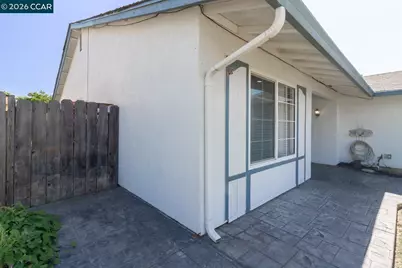130 Jennifer Ln, Vacaville, CA 95687 - Photo 4