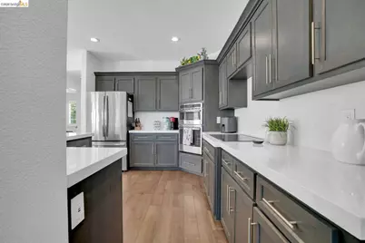 5530 Edgeview Dr, Discovery Bay, CA 94505 - Photo 14