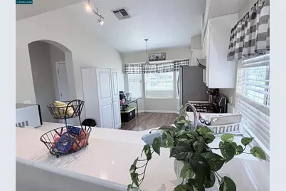 8551 Summer Knoll Way, Elk Grove, CA 95624 - Photo 8
