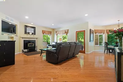 628 Stanley Ln, El Sobrante, CA 94803 - Photo 6