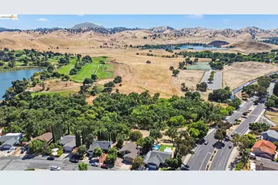 4161 Royal Links Cir, Antioch, CA 94509 - Photo 30