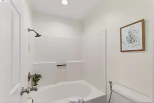 7483 Stonedale Dr, Pleasanton, CA 94588 - Photo 34