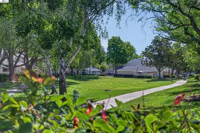 7483 Stonedale Dr, Pleasanton, CA 94588 - Photo 82