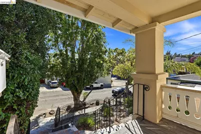 5320 El Camile Ave, Oakland, CA 94619 - Photo 4