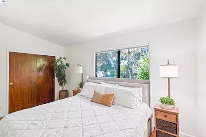 3501 35th Ave #7, Oakland, CA 94619 - Photo 20