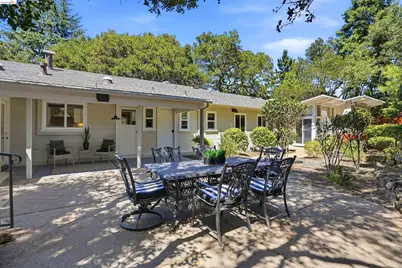 4500 Oak Hill Rd, Oakland, CA 94605 - Photo 36