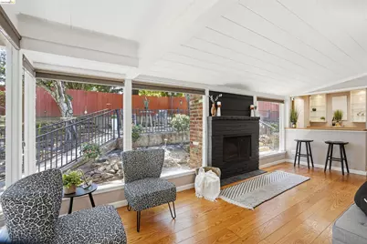 4500 Oak Hill Rd, Oakland, CA 94605 - Photo 8