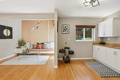 4500 Oak Hill Rd, Oakland, CA 94605 - Photo 10