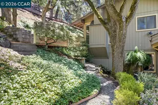 50 Altarinda Dr, Orinda, CA 94563 - Photo 44