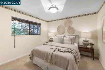 50 Altarinda Dr, Orinda, CA 94563 - Photo 38