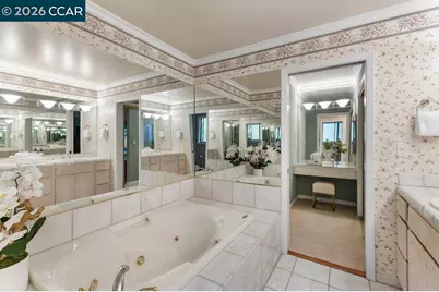 50 Altarinda Dr, Orinda, CA 94563 - Photo 34