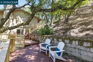 50 Altarinda Dr, Orinda, CA 94563 - Photo 52