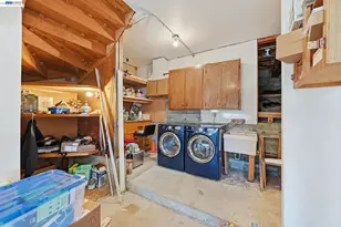 438 Leland Ave, San Francisco, CA 94134 - Photo 38
