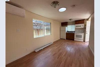 372 6th Ave, Menlo Park, CA 94025 - Photo 2