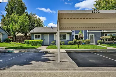 1202 Spring Valley Cmn, Livermore, CA 94551 - Photo 18