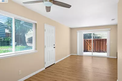 1202 Spring Valley Cmn, Livermore, CA 94551 - Photo 22