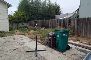 3873 West St, Oakland, CA 94608 - Photo 10