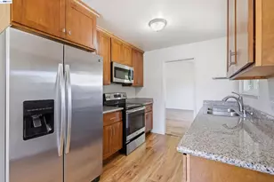 7601 Redbud Ct, Newark, CA 94560 - Photo 12