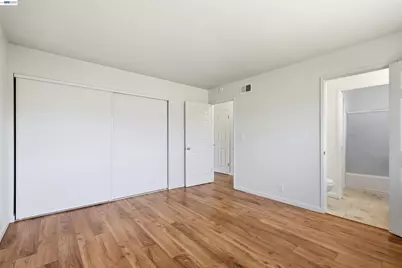 7601 Redbud Ct, Newark, CA 94560 - Photo 18