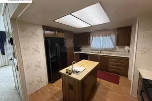 27937 Pueblo Calle, Hayward, CA 94545 - Photo 4