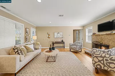 1360 Grove Way, Concord, CA 94518 - Photo 4