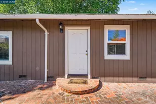 1360 Grove Way, Concord, CA 94518 - Photo 24