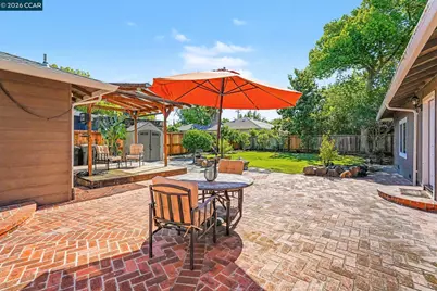 1360 Grove Way, Concord, CA 94518 - Photo 20