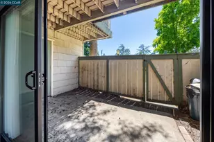2890 Treat Blvd, Concord, CA 94518 - Photo 24