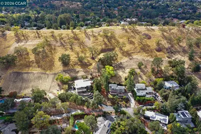 457 Summit Rd, Walnut Creek, CA 94598 - Photo 1