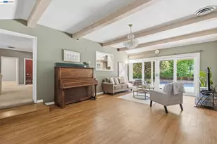 200 Greenwich Ln, Modesto, CA 95350 - Photo 6