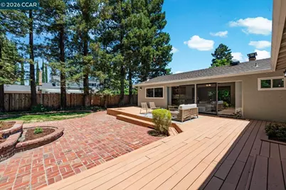 256 Mountaire Cir, Clayton, CA 94517 - Photo 46