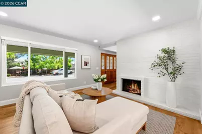 256 Mountaire Cir, Clayton, CA 94517 - Photo 10