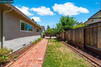 256 Mountaire Cir, Clayton, CA 94517 - Photo 58