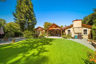 31 Elliot Dr, Pleasant Hill, CA 94523 - Photo 46