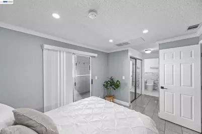 29627 Desert Oak Ct #26, Hayward, CA 94544 - Photo 12
