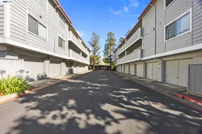29627 Desert Oak Ct #26, Hayward, CA 94544 - Photo 24