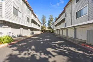 29627 Desert Oak Ct, Hayward, CA 94544 - Photo 24