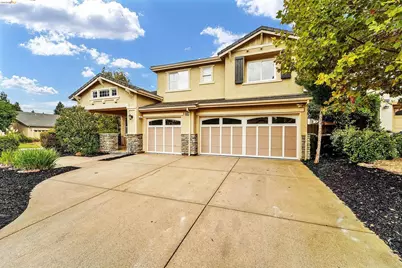 2401 Silveria Way, Antioch, CA 94531 - Photo 2