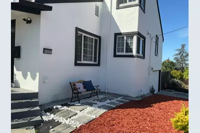 5301 Brann St, Oakland, CA 94619 - Photo 2