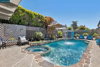 36874 Laurel St, Newark, CA 94560 - Photo 14