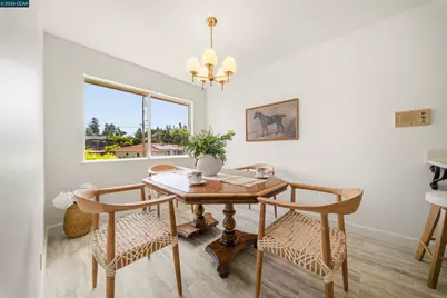 16985 Lamont Ct, Castro Valley, CA 94546 - Photo 10