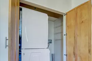 4080 Kuhnle Ave, Oakland, CA 94605 - Photo 16