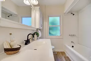 4080 Kuhnle Ave, Oakland, CA 94605 - Photo 22
