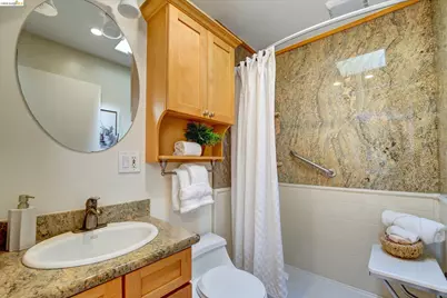 4080 Kuhnle Ave, Oakland, CA 94605 - Photo 28
